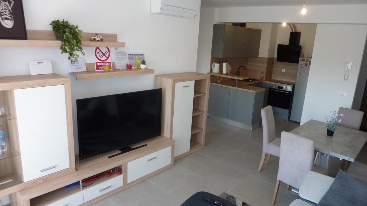 Apartment Jere With Private Parking Zadar Zewnętrze zdjęcie